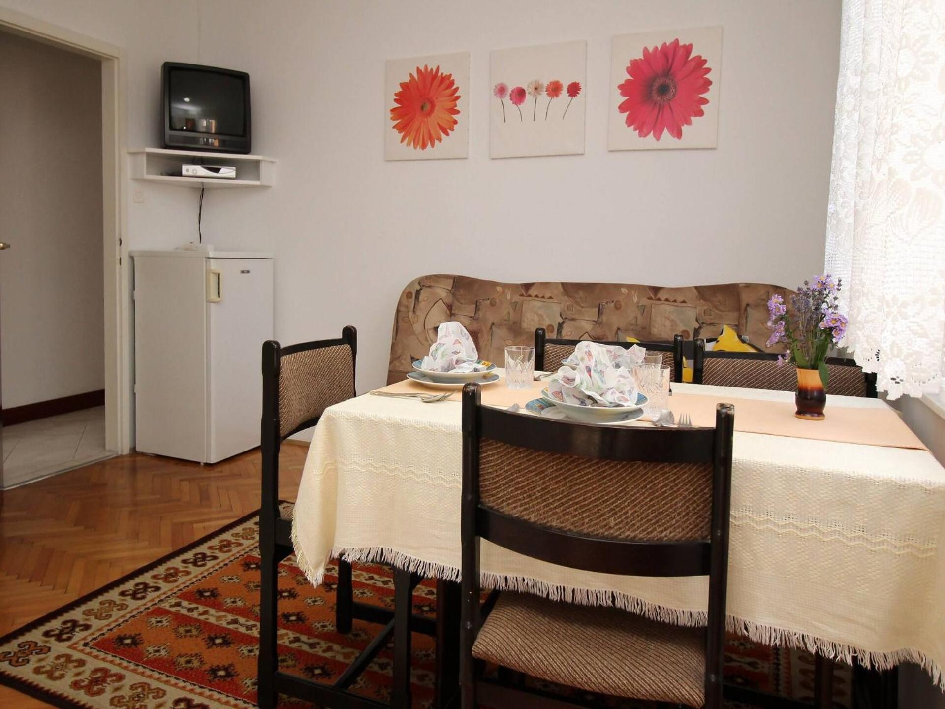 Apartments Dragica Šilo Екстериор снимка
